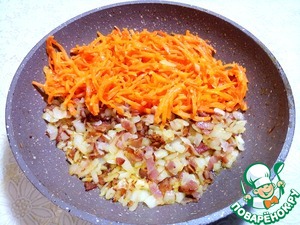Морковь с зеленым горошком и беконом